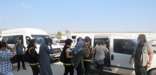 Yankesicilik yapan aynı aileden 4'ü kadın 5 şüpheli Aydın'da yakalandı