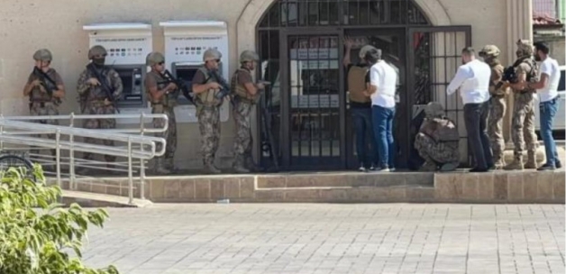 Son dakika! Antalya'daki rehine krizi sona erdi! Banka müdürü kurtarıldı, saldırgan gözaltında